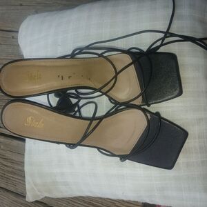 SHEIN Black Square Toe Heels with Delicate Straps